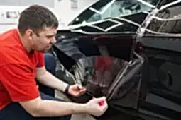Оклейка кузова антигравийной пленкой