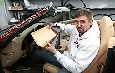 Подробнее на странице: Перетяжка потолка авто