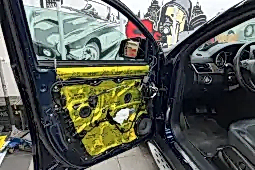 Установка доводчиков на двери авто
